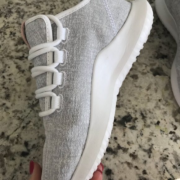 Adidas Tubular shoes - Picture 4 of 8